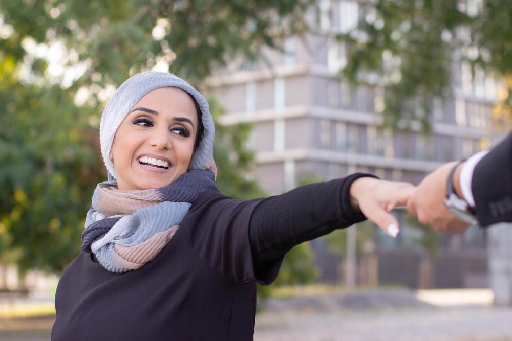 Confidence And Clarity Coach Dubai: Helping Women Speak Up, Set Boundaries & Stop Doubting Themselves